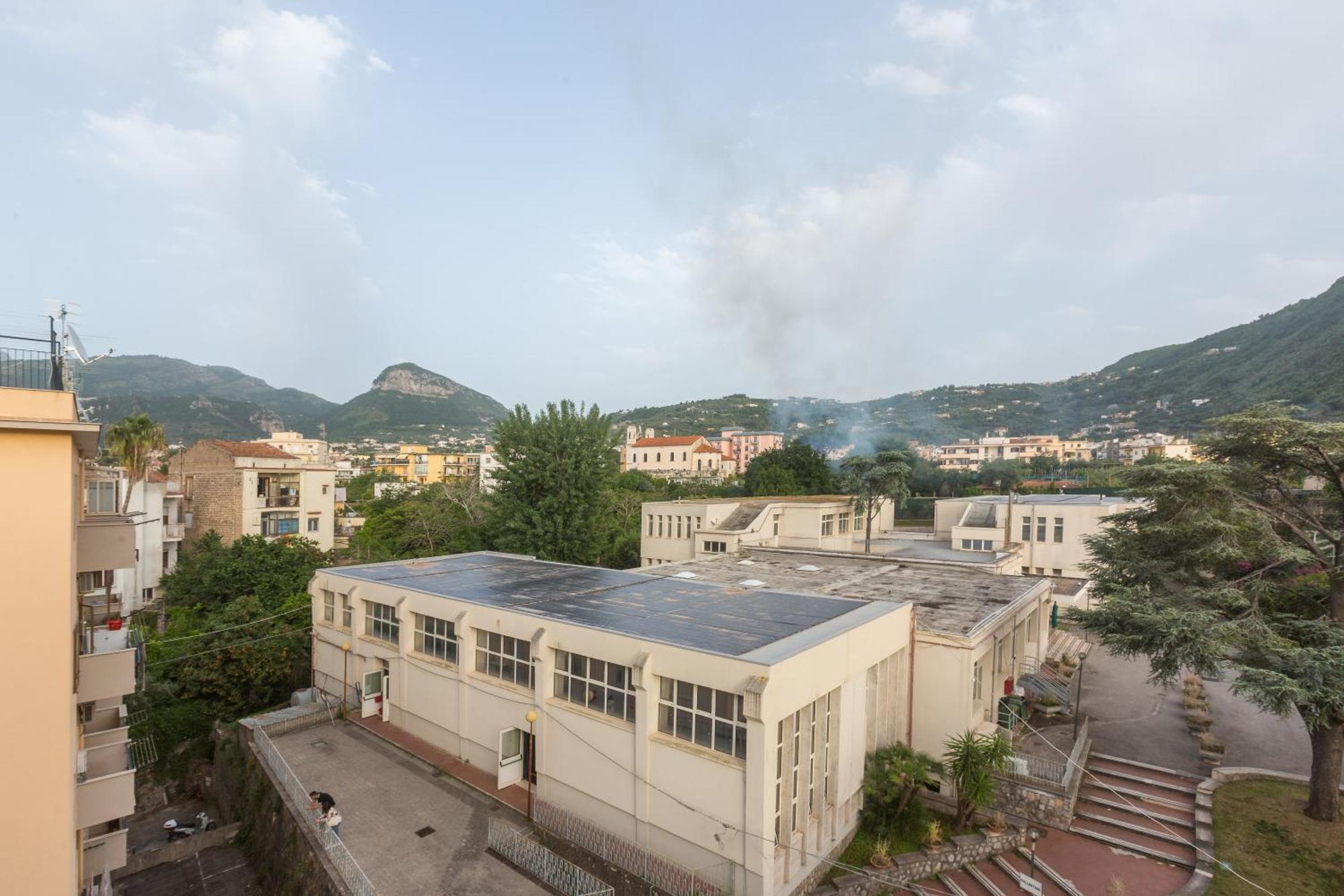 Attico Maria Pia Apartment Sant'Agnello Luaran gambar