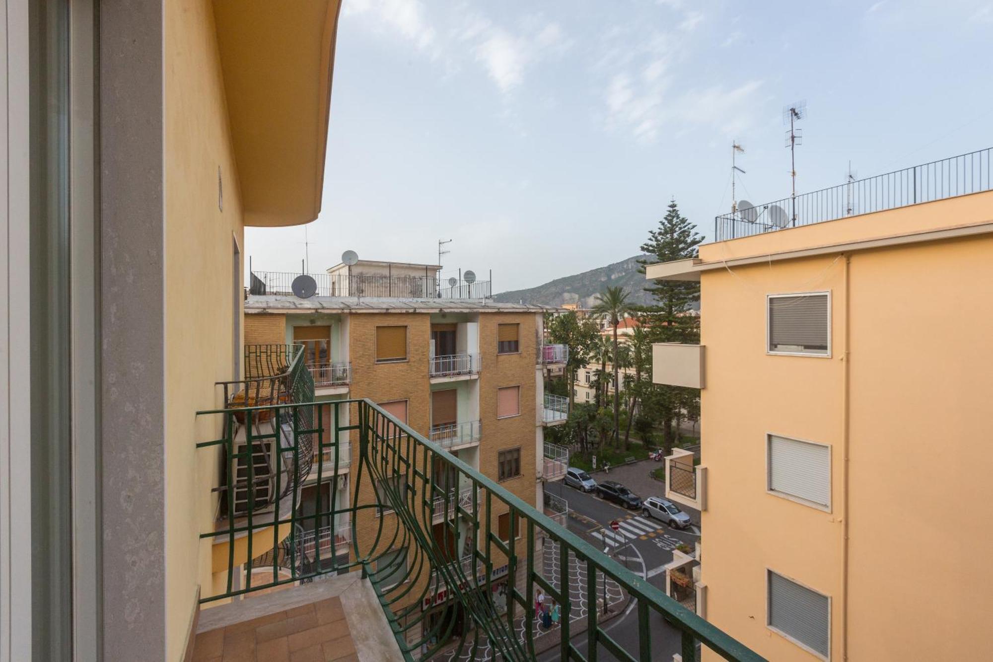 Attico Maria Pia Apartment Sant'Agnello Luaran gambar